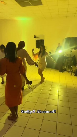 Comorian Chaoui Wedding Dance in Marseille