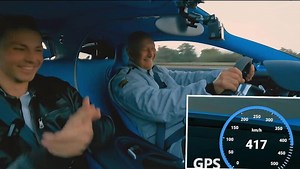 Milliardär Radim Passer rast mit 417 km/h über Autobahn