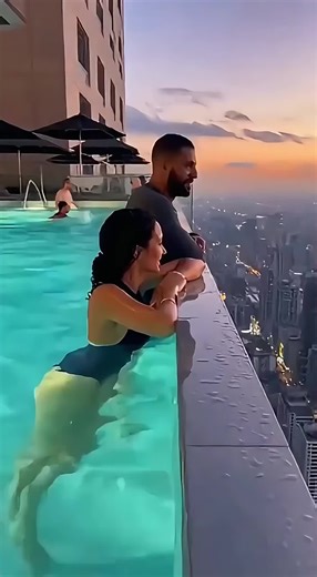 Dangerous Glass Waterpool: Oops, Infinity Pool Fails!