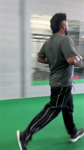 Guess the LEVEL he’s RUNNING 👀🥵 #shorts #fitness #shuttlerun #policepreparation #ytshorts