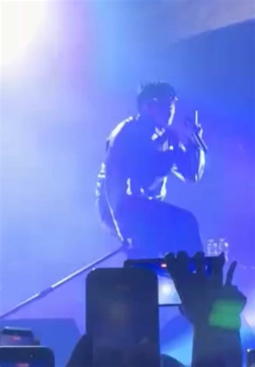 Artemas Delivers Powerful Performance of 'Southbound' in Seattle