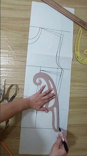 Blazer pattern making from scratch (follow the steps in the complete tutorial) #sewing #fashion #diy