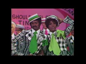 Vaudeville With Animal Acts | Rowan & Martin's Laugh-In | George Schlatter