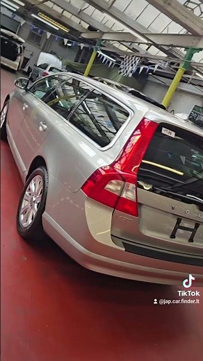 Volvo V70 2.5T #automobile