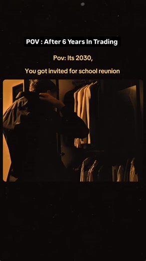 only.forex_trading on Instagram: "📊🙌.@z.arvex . . . . . . 日本は、🎭 💯 人々の「一歩一歩」を電力に変える革新的な技術を導入しています。 それが「圧電タイル（ピエゾエレクトリック・タイル）」です。 このタイルは、歩行者が踏むたびに生じる圧力と振動のエネルギーを吸収し、 その機械的な力を電気エネルギーに変換します。 内部に埋め込まれた圧電素子がわずかに変形することで、 微小な電流が発生します。 一歩一歩は小さな電力ですが、何百万もの歩行が重なれば、 LEDライト、デジタルディスプレイ、センサーなどを動かす 十分な電力が生み出されるのです。 東京・渋谷駅のような人通りの多い場所では、 1日に約240万歩がこのシステムに貢献しています。 この電力は蓄電または即時利用が可能で、 従来の電力供給への依存を減らし、 持続可能な都市インフラの発展を支えています。 日常の「歩く」という行為が、 未来の再生可能エネルギーを生み出す力に変わっているのです。⚡ #日本 #圧電タイル #ピエゾエレクトリック #歩行発電 #渋谷駅 #再生可能エネ