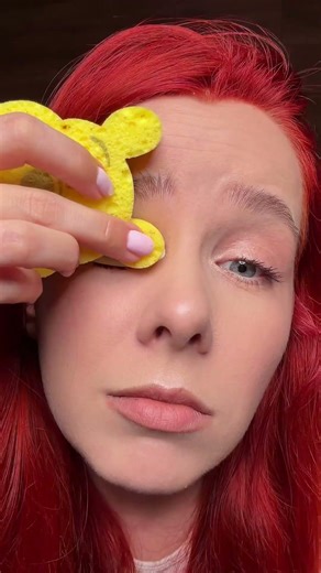 Does Eyeshadow Stickers Work?!😱 #beauty #makeup #lifehacks #explorepage