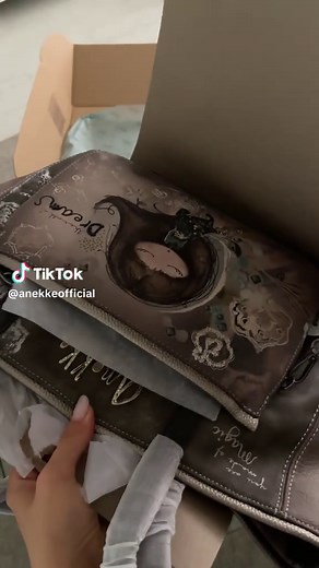 Anekke's Real Collection Unboxing Experience