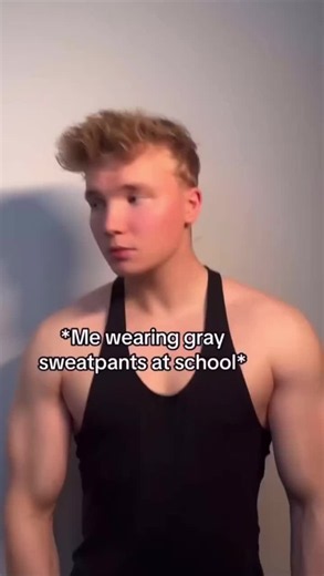Nathan Ing (@nathan_ing)’s video of sweatpants grey