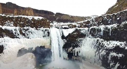 Palouse Falls Is One Of The Best Winter Waterfalls In Washington