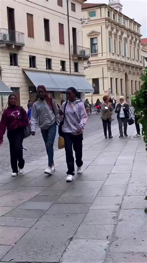 Hilarious Bushman Prank You Can't Miss