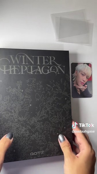Winter Heptagon Unboxing, my first Kpop album 🥹 @GOT7 OFFICIAL #got7 #ahgase #igot7 #winterheptagon #kpop