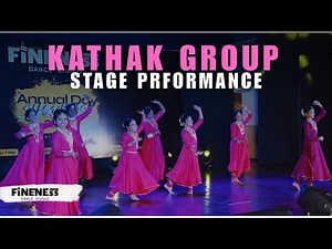 KATHAK GROUP DANCE BY KIDS 🪷 | MESMERIZING CLASSICAL PERFORMANCE WITH EXPRESSIONS, TATKAR & GRACE 🩰🎶