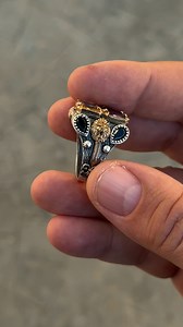 💍 خواتم فضة 925 أصلية 💍 ✨ New Collection ✨ ✔️ Silver 925 خالصة ✔️ توصيل سريع 24–48 ساعة 🚚 ✔️ الدفع عند الاستلام متوفر ✔️ خدمة الاسترجاع متوفرة 🤝 📩 للتواصل راسل الصفحة زيّن يدك بخاتم مختلف يعكس شخصيتك 🌟 #فضة #احجار_كريمة #bijoux #jewelry #algerie #خاتم | فضة السلطان