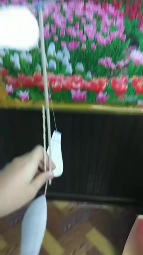 Crafting Tutorial: Exploring Everyday Objects Creatively