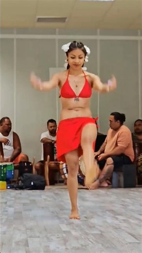 hula dance tutorial beginners 😯😯 #tahiti #dancepractice #dancevideo #dance #shorts