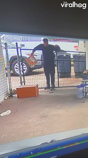 Modern-day mailman problems 📦📱😓 #viralhog #mailman #packagedelivery #fail | ViralHog