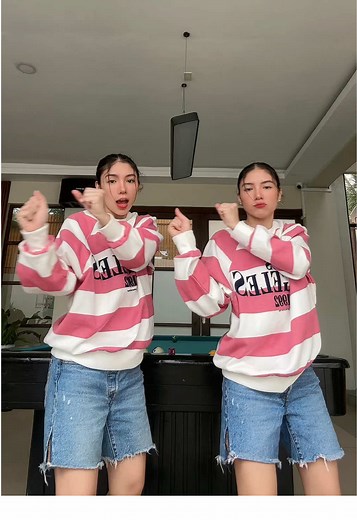 Kitty and Kakai: Fun Moments with Furry Friends