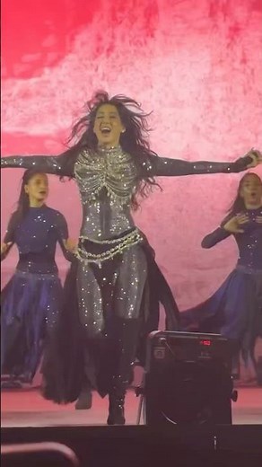 Performing “Nora” feels so good❤️‍🔥 #norafatehi #newmusic #muisc #fyp #dancewithnora #concert