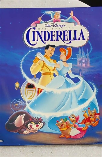 vhs e laserdisc Cinderella . 1995.