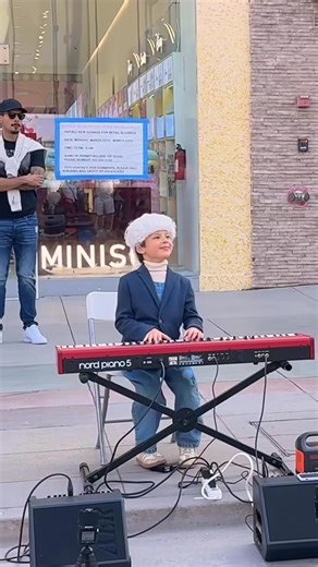 7.8K views · 182 reactions | Beautiful music that touches my heart ❤❤ | Classical Art | Facebook