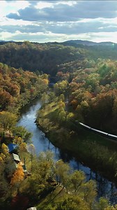 🍁 FALL FOLIAGE RIDES NOW OPEN 🍁 Leaf watchers already know that the best fall foliage can be viewed in North Georgia along the Blue Ridge Mountains. Fiery reds, radiant yellows, and golden browns combine with warm orange tones and shades of green to cast a kaleidoscope of color that will make this experience one you won't soon forget! Come enjoy the stunning fall foliage on our 2-hour or 4-hour Fall Rides. Journey 26 miles roundtrip through the countryside along the Toccoa River, discovering w