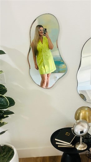 Kayla Adamson | Florida Realtor on Instagram: "Listing prep tip if I’m your agent… ditch all the plug ins. 1. If you’re into the crunchy life like me.. these babies cause hormone issues. 2. Plug-ins deter a potential buyer!!! These are seen as a huge red flag masking hidden odors. Sellers if your home has odor issues, I recommend doing the following instead 👇🏼 💚 Using an Ozone Machine 💚 Use Odor-Eliminating Air Purifiers in Every Room 💚 Get Floors Steamed 💚 Airducts Cleaned 💚 Odor Elimina