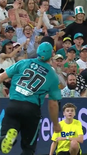 Still one of the greatest catches 🤯 OTD 3️⃣ years ago, Neser’s incredible New Year’s Bash catch 🔥