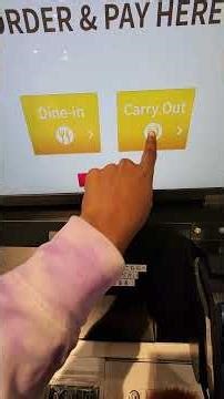 Would you try Subway in Japan? 👀 I personally liked it a lot #subway #japan #livinginjapan