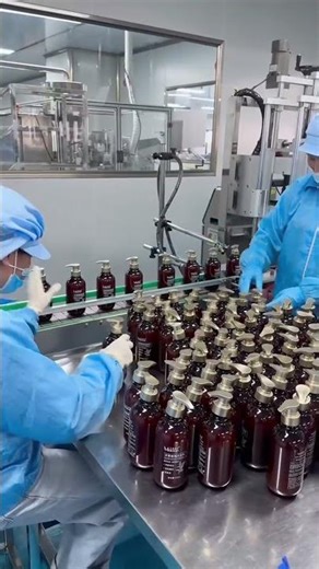 How Shampoo Is Packed Inside the Factory 🧴🏭 | Amazing Packaging Process #Shorts