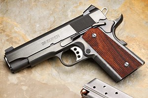 Les Baer Custom Stinger .38 Super Review - Shooting Times