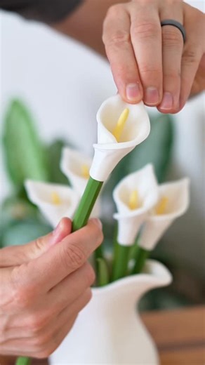 Colby Geary on Instagram: "I designed these Calla Lily Pens! If you have a 3D printer you can get the STL files at the link in my bio. . Don’t have a printer? Comment “3D Printer” and i’ll send you my reccomendations. . #3dprinting #flowers"