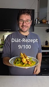 Diät-Rezept 9/100 Gemüsecurry mit Hähnchenspieße Für 470kcal Zutaten: 1 Hähnchenbrust 5g Öl Currypulver nach Wahl 1 Zwiebel 1 Zehe knoblauch 150g Zuckerbohnen 1 Paprika 100g Maiskölbchen 1/2 TL Kurkuma 1 TL Curry nach Wahl 150ml Gemüsebrühe 100g Frischkäse light Salz & Pfeffer Appetitliche Grüße, euer Tommy ❤️ | Bokkingertre
