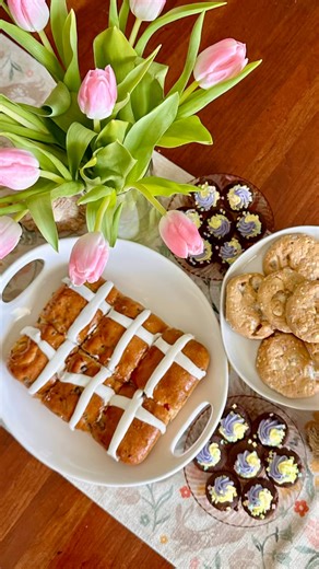 12K views · 88 reactions | Set the scene with the best spring sweet treats from our bakery! 療  SHOP NOW: https://bit.ly/3Fn0rSn | The Fresh Market | Facebook