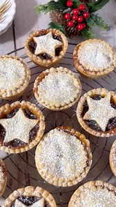 Mince Pies - a classic Christmas bake with buttery pastry and fruity mincemeat! I’ve been making Mince Pies for years and years, so this is a tried and tested recipe. Homemade mince pies are easier to make than you probably think. Get the recipe: https://thebakingexplorer.com/mince-pies/ | The Baking Explorer