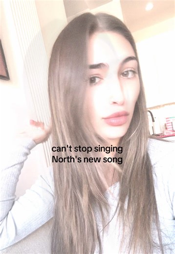 She's a starrrrr, i'm addicted @Kim and North #northwest #northie #kardashiankids