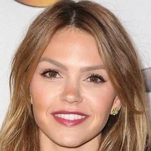 Aimee Teegarden – Age, Bio, Personal Life, Family & Stats | CelebsAges