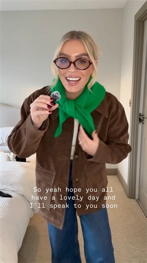 Yasmine Arrabella Cheshire on Instagram: "Sorry I’m babbling on I’ll try make them shorter next time 🙊💚 Jacket @topshop Scarf @asos Jeans @hm Trainers @adidasuk"