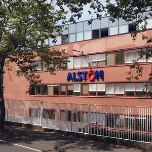 446K views · 3.4K reactions | Un nouveau TGV plus rapide, plus performant et plus économique : c'est le TGV M À voir sur RMC BFM Play : https://www.rmcbfmplay.com/thematiques/science-technologie?themeId=RefTile::593fe2b2-320d-405b-bdc2-6b68196a49e4 | RMC Découverte | Facebook