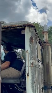 16K views · 187 reactions | Will this truck start⁉️ #trucks #trucking #trucker #truckdriver #peterbilt #scania #kenworth #semi #largecarmafia #iowacustoms #gisholland #dieselpower #dieselmechanic #diesellife #righttracksystem #stance #power #speed #trending #viral | Bruce Wilson | Facebook