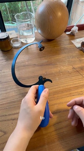 A good saw frame lasts a lifetime, and the right saw blade makes jewelry making much easier.