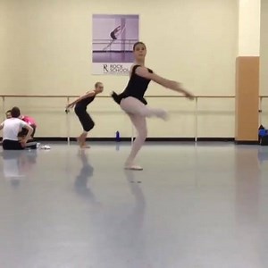 Dancer Videos on Reels