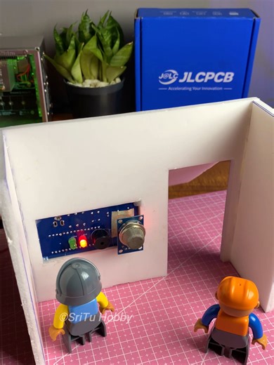 Gas and Smoke Leakage Detection System with Arduino In this video, we will learn how to make a gas and smoke leakage warning system using Arduino. #JLCPCB #arduino #sritu_hobby