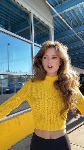 AnneMarie Morin | ⛅️ | Instagram