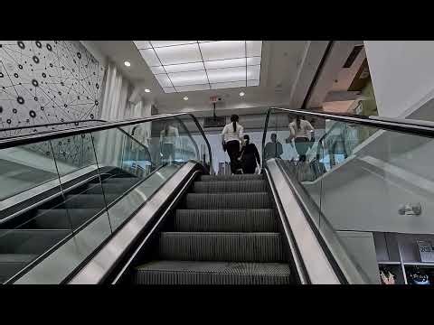 Winnipeg Manitoba Canada Walking Tour - CF Polo Park Winnipeg #winnipeg #manitoba #canada #walking