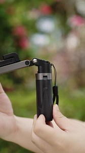 P15 tripod combines a foldable design, built-in Bluetooth remote shutter, and versatile tripod functionality in one sleek package. Perfect for selfies, vlogs, and travel! 🌍📸 Learn more👉https://shorturl.at/TygYn #neewer #selfie #tripod #Bluetooth #forphone #travel #phonephotography #livestream #studio | Neewer