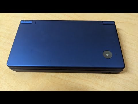 Reviewing my Japanese Blue DSI!!!
