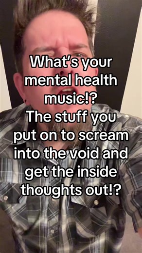 Sometimes you just gotta be ready to scream into the void. What music does it for you? #emo #mentalhealth #neveraphasenetwork #punk #elderemo