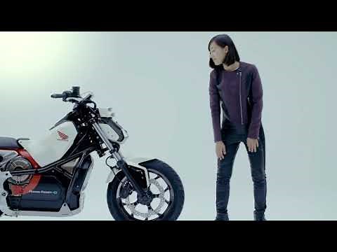 Honda introduces the self balancing Electric Motorcycle - "Riding Assist - e"