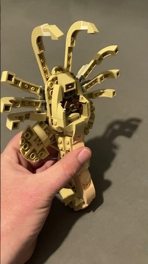 Lego Facehugger MOC 🔥 #lego