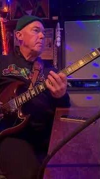 Take 2 funky groovy backing tracking E minor by guitar backing track. Guitar solo Freeway Frank